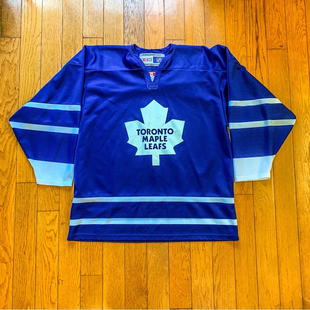 Toronto Maple Leafs Licensed CCM Jersey Size Large